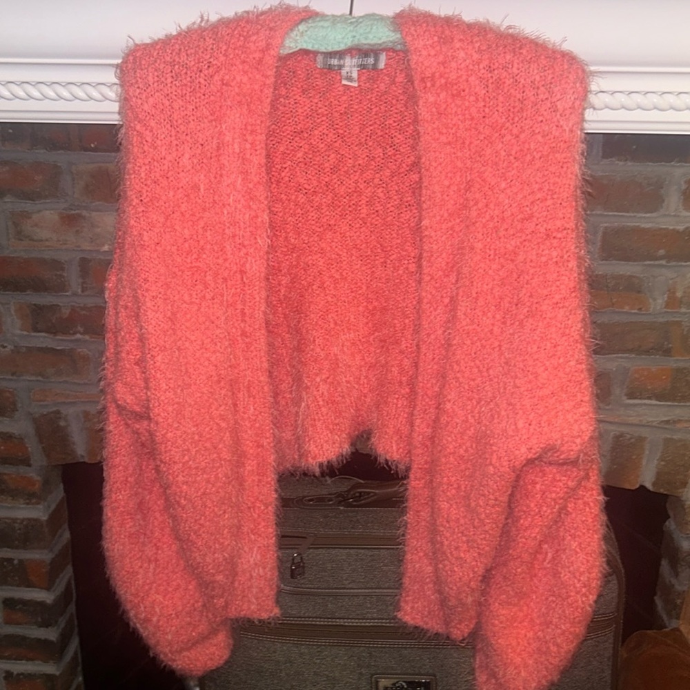 Like new Urban sweater SO SOFT